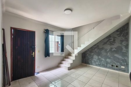 Sala de casa de condomínio para alugar com 2 quartos, 68m² em Sítio do Campo, Praia Grande