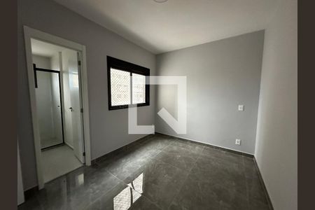 Suíte de apartamento para alugar com 2 quartos, 75m² em Vila Militar, Barueri
