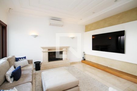 Sala 1 de casa de condomínio para alugar com 5 quartos, 752m² em Jardim Sao Paulo Ii, Cotia