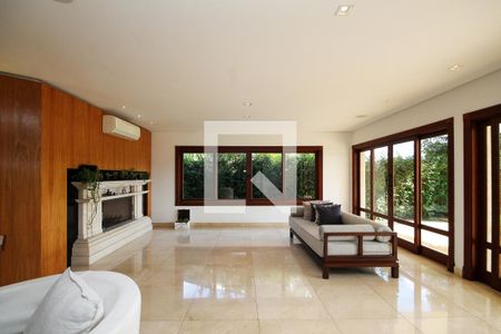 Sala 2 de casa de condomínio para alugar com 5 quartos, 752m² em Jardim Sao Paulo Ii, Cotia