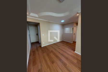Sala de apartamento à venda com 2 quartos, 55m² em Vila Palmeiras, São Paulo