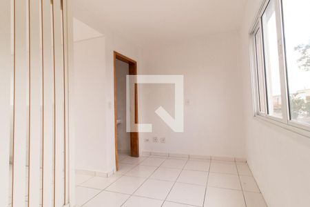 Quarto de apartamento à venda com 1 quarto, 22m² em Lindoia, Curitiba