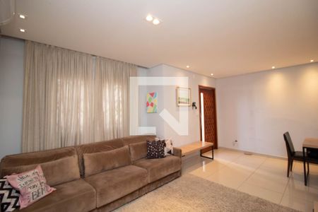 Sala de casa para alugar com 2 quartos, 168m² em Jardim Santa Clara, Guarulhos