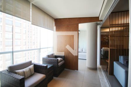 Varanda/Área de Serviço de apartamento para alugar com 1 quarto, 67m² em Itaim Bibi, São Paulo