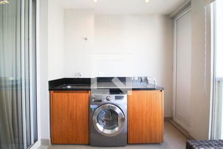 Varanda/Área de Serviço de apartamento para alugar com 1 quarto, 67m² em Itaim Bibi, São Paulo