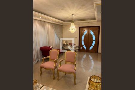 Casa à venda com 3 quartos, 360m² em Vila Rosalia, Guarulhos