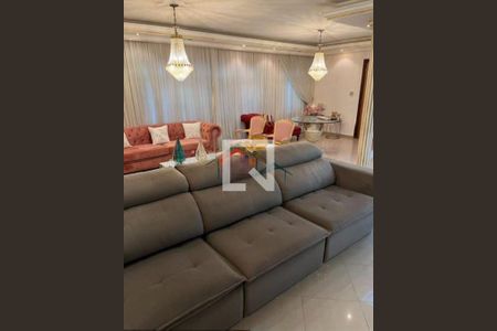 Casa à venda com 3 quartos, 360m² em Vila Rosalia, Guarulhos