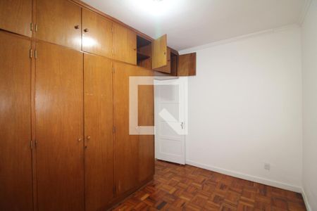 Quarto 2 de casa para alugar com 3 quartos, 80m² em Jardim São Paulo, São Paulo