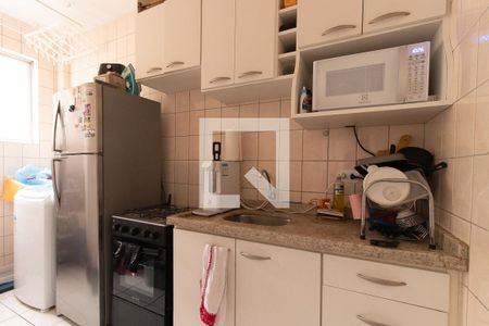 Cozinha e Área de Serviço de apartamento à venda com 2 quartos, 43m² em Água Verde, Curitiba