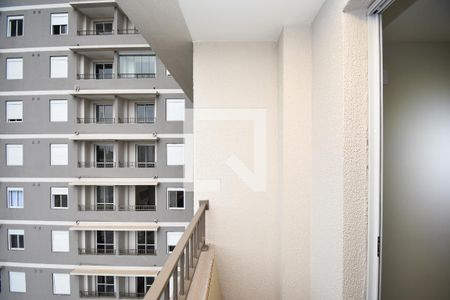 varanda Sala de kitnet/studio para alugar com 1 quarto, 25m² em Pinheiros, São Paulo