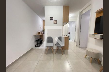 Sala de apartamento para alugar com 2 quartos, 43m² em Parque Ipe, São Paulo