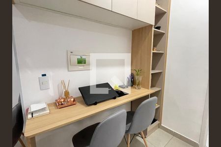 Escritório  de apartamento para alugar com 2 quartos, 43m² em Parque Ipe, São Paulo