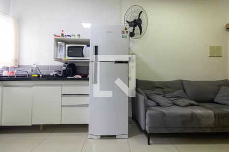 Sala e Cozinha de apartamento à venda com 2 quartos, 47m² em Vila Costa Melo, São Paulo