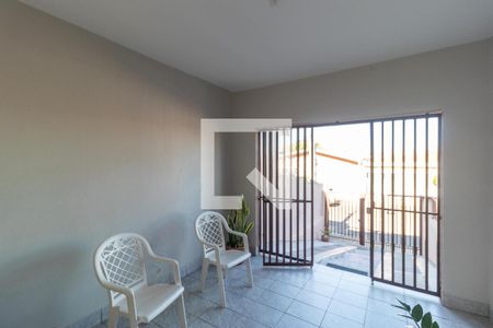 Hall de entrada de casa à venda com 2 quartos, 250m² em Cidade Jardim, Campinas