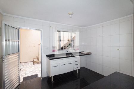 Cozinha de casa para alugar com 1 quarto, 45m² em Helena Maria, Osasco