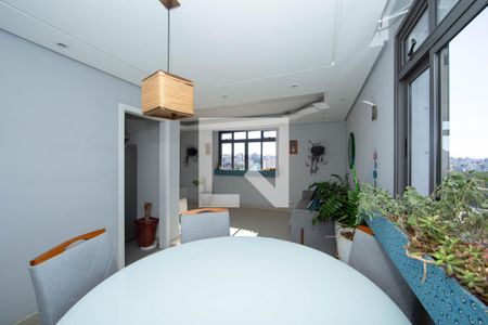 SALA de apartamento para alugar com 3 quartos, 90m² em Coração Eucarístico, Belo Horizonte