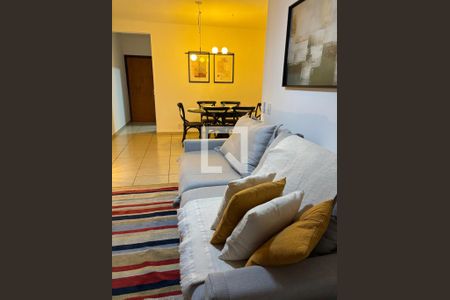 Sala de apartamento para alugar com 3 quartos, 84m² em Tabajaras, Uberlândia
