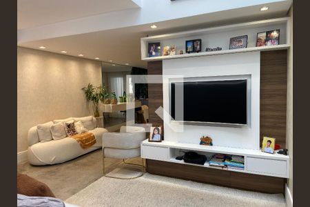 Sala de casa à venda com 3 quartos, 190m² em Cidade São Francisco, São Paulo