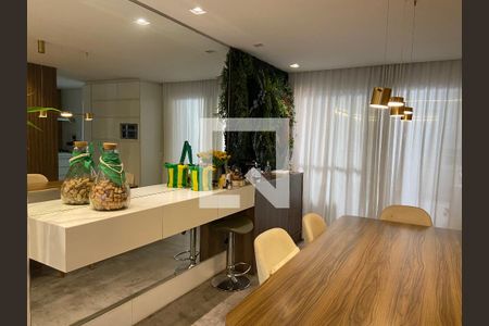 Sala de Jantar de casa à venda com 3 quartos, 190m² em Cidade São Francisco, São Paulo