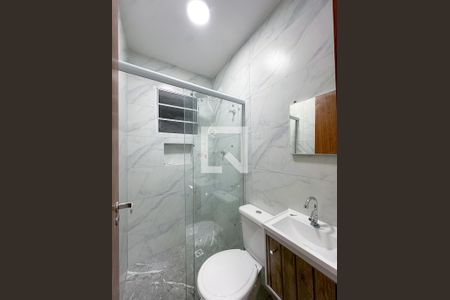 Banheiro de apartamento para alugar com 1 quarto, 30m² em Lapa, São Paulo