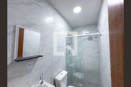 Banheiro de apartamento para alugar com 1 quarto, 30m² em Lapa, São Paulo