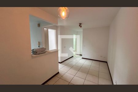 Apartamento para alugar com 2 quartos, 55m² em Jardim das Acacias, São Paulo