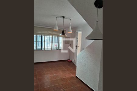 Casa à venda com 2 quartos, 135m² em Parque Vitoria, São Paulo