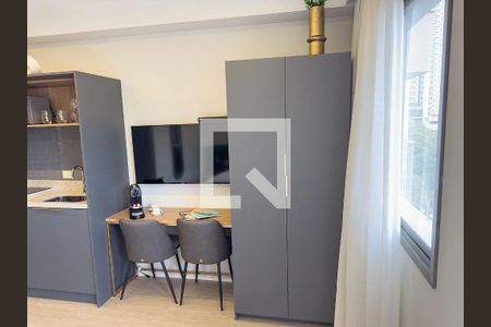 Sala/Quarto de apartamento para alugar com 1 quarto, 26m² em Santo Amaro, São Paulo