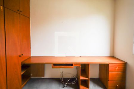 Quarto 1 de apartamento para alugar com 2 quartos, 50m² em Cidade Ademar, São Paulo