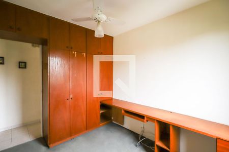 Quarto 1 de apartamento para alugar com 2 quartos, 50m² em Cidade Ademar, São Paulo