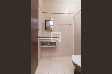 Banheiro da Suíte 1 de casa para alugar com 3 quartos, 150m² em Chácara Cruzeiro do Sul, São Paulo
