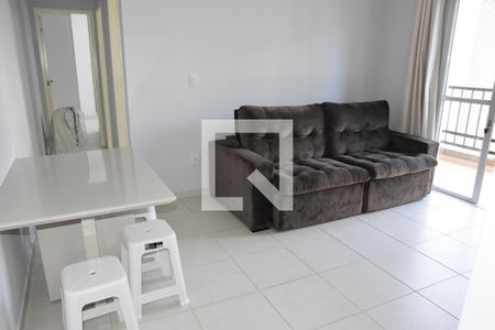 sala e sala de jantar de apartamento para alugar com 2 quartos, 60m² em Medeiros, Jundiaí