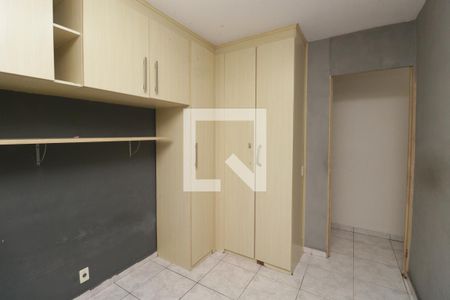 Quarto 1 de apartamento para alugar com 2 quartos, 56m² em Jardim Santo André, Santo André