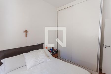 Quarto 1 de apartamento à venda com 2 quartos, 75m² em Cruzeiro, Belo Horizonte