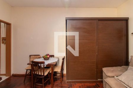 Sala/Quarto de apartamento para alugar com 1 quarto, 40m² em Menino Deus, Porto Alegre
