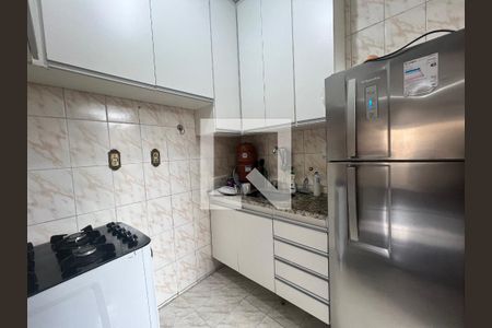 Cozinha de apartamento à venda com 2 quartos, 180m² em Santa Amelia, Belo Horizonte