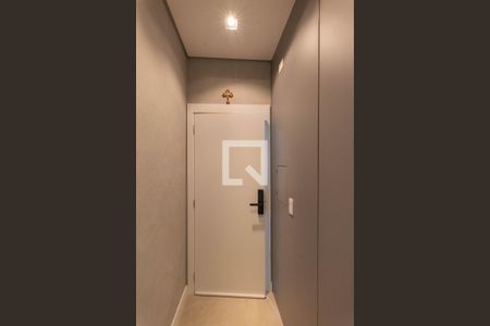 Hall de entrada de apartamento à venda com 2 quartos, 87m² em Swiss Park, Campinas