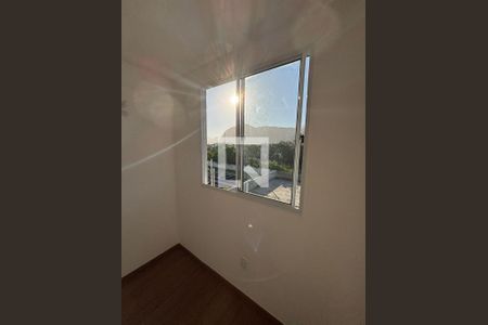 Quarto de apartamento para alugar com 2 quartos, 46m² em Recreio dos Bandeirantes, Rio de Janeiro