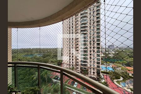 Varanda de apartamento para alugar com 4 quartos, 105m² em Barra da Tijuca, Rio de Janeiro