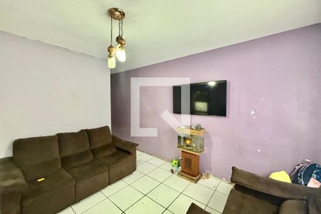 Sala de casa para alugar com 3 quartos, 518m² em Jardim Lourdes, Ferraz de Vasconcelos