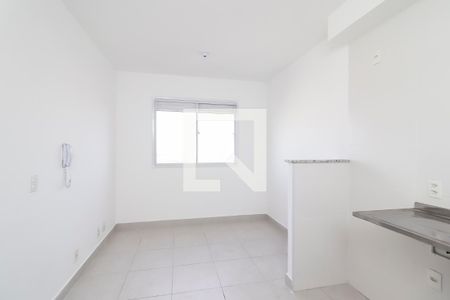 Sala/Cozinha de apartamento à venda com 2 quartos, 32m² em Vila Nova Curuca, São Paulo
