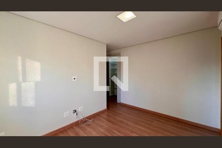 Apartamento à venda com 4 quartos, 124m² em Savassi, Belo Horizonte
