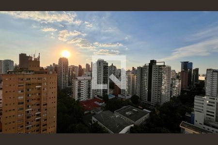 Apartamento à venda com 4 quartos, 124m² em Savassi, Belo Horizonte