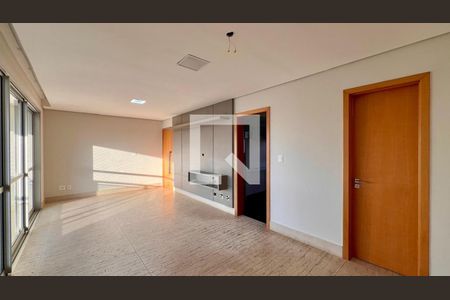 Apartamento à venda com 4 quartos, 124m² em Savassi, Belo Horizonte