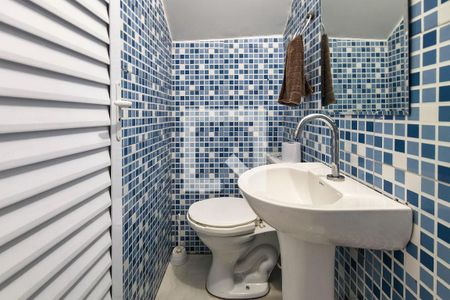 Lavabo  de casa de condomínio para alugar com 2 quartos, 59m² em Vila Antartica, Praia Grande