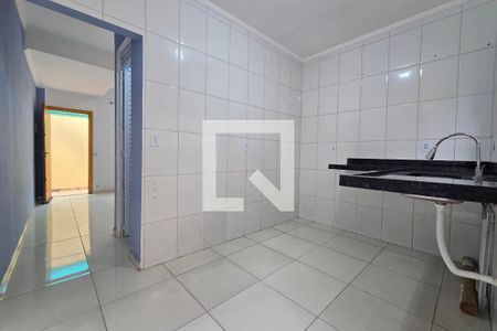 Cozinha de casa de condomínio para alugar com 2 quartos, 59m² em Vila Antartica, Praia Grande