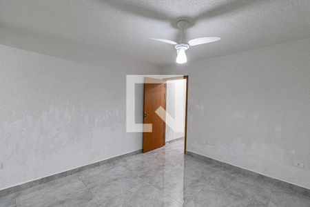 Quarto  de casa para alugar com 2 quartos, 80m² em Vila Cisper, São Paulo