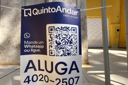 Placa de kitnet/studio para alugar com 1 quarto, 22m² em Shcn, Brasília