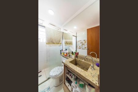 Banheiro  de apartamento para alugar com 2 quartos, 47m² em Parque Sao Vicente, Santo André