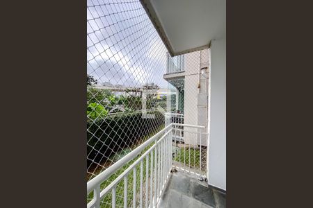 Varanda da Sala de apartamento para alugar com 2 quartos, 45m² em Jardim Sabara, São Paulo